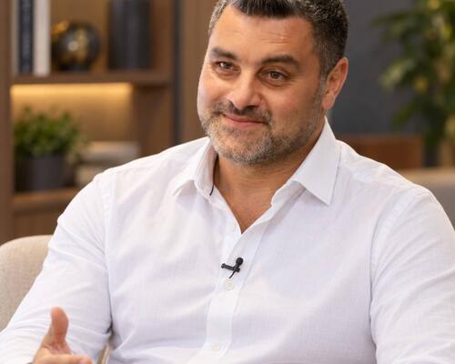 Elnur İslamov: “Universitetlərlə biznes arasında yeni əməkdaşlıq modeli yaratmağı düşünürük”