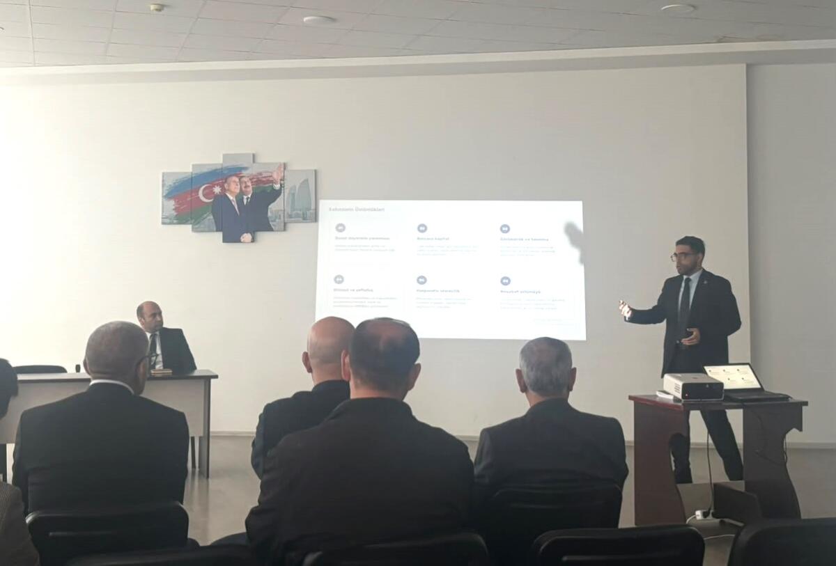 Sahibkarlar qiymətli kağızlar bazarının üstünlükləri barədə məlumatlandırılıblar
